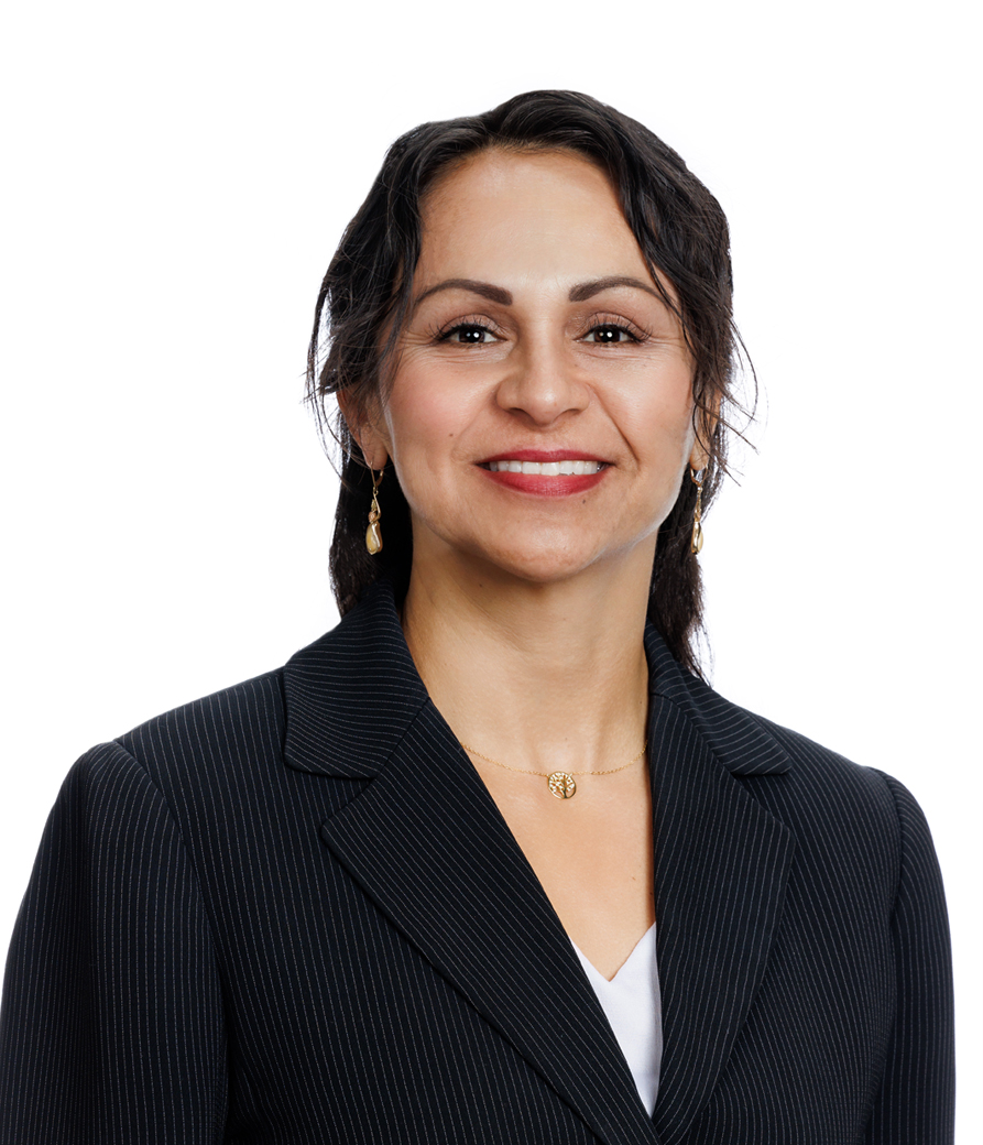 Rachel Garcia : Funeral Director